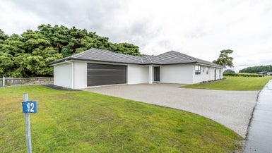 92 Blairlogie Close, Otatara, Invercargill - Carousel 1