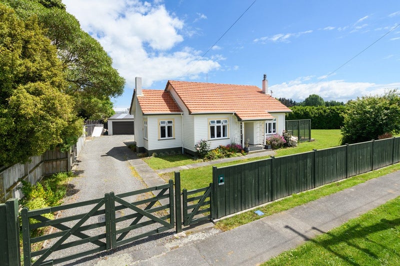 42 Alexandra Street, Marton - Carousel 2