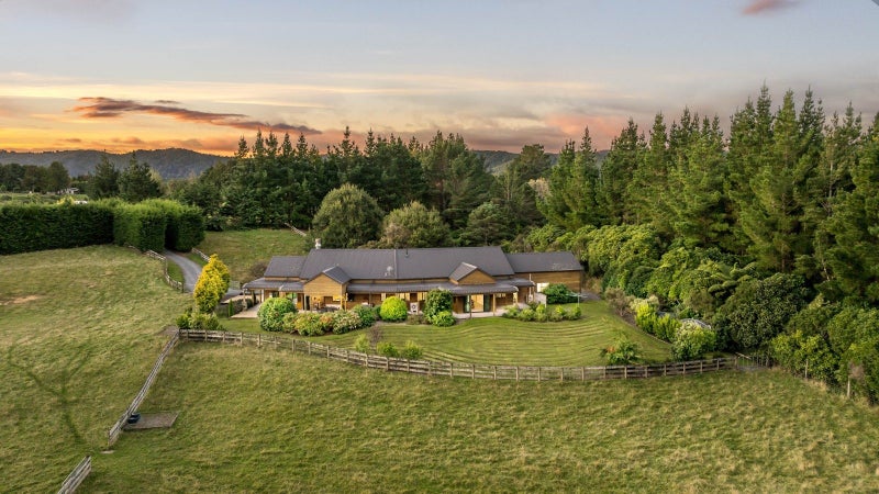 32E Kaitoke Loop Road, Kaitoke, Upper Hutt - Carousel 2