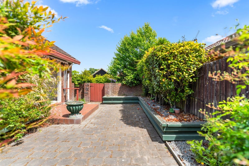 1/5 Cottesmore Close, Burnside, Christchurch - Carousel 14