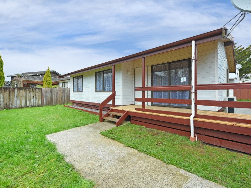 38A GEMSTONE DRIVE, BIRCHVILLE, UPPER HUTT - Carousel 15
