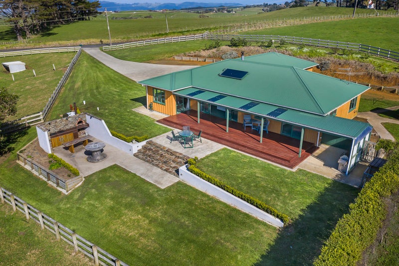 18 Coe Road, Waiuku - Carousel 2