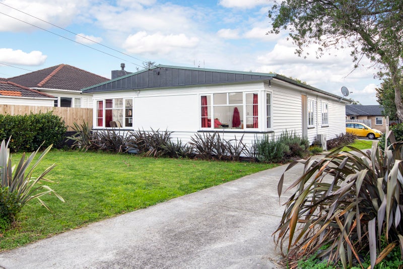Property Valuation for 28 Panorama Road, Mount Wellington, Auckland