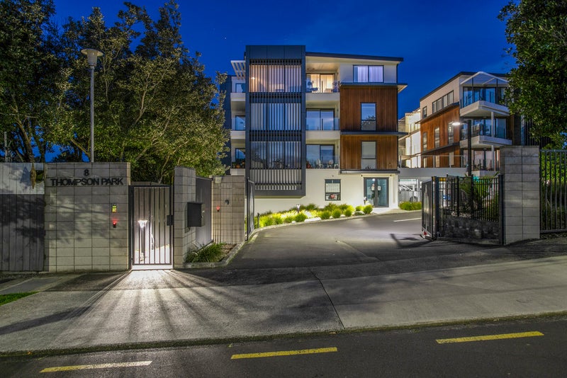 Property Valuation for 201/8 Thompson Park Road, Mount Wellington