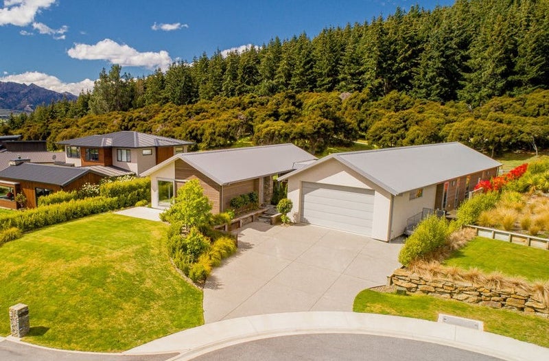 12 Edgewood Place, Wanaka - Carousel 2