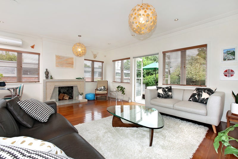 9 Sainsbury Road, Mount Albert, Auckland - Carousel 2