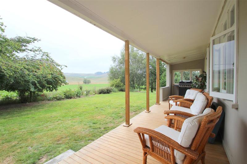 Property Valuation for 22 Leithen Road, Greenvale Trade Me Property