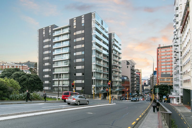 1E/164 The Terrace, Wellington Central, Wellington - Carousel 2