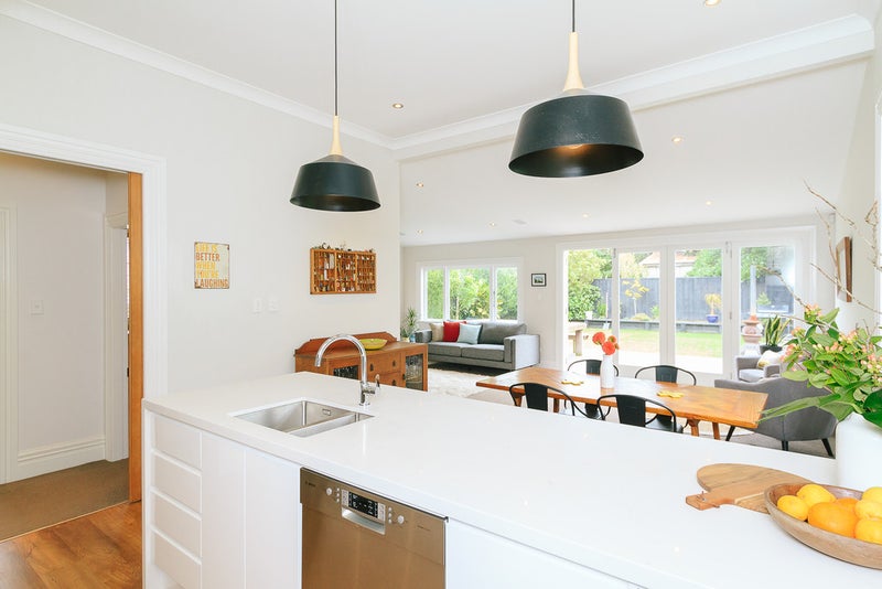 Property Valuation for 10 Adelaide Street, Petone, Lower Hutt Trade