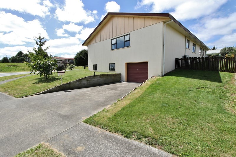 92 Manfield Street, Tokoroa, Tokoroa - Carousel 22
