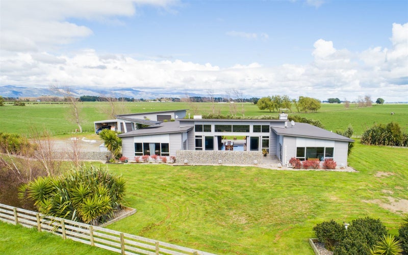 Property Valuation for 377 Gillespies Line, Palmerston North Trade Me