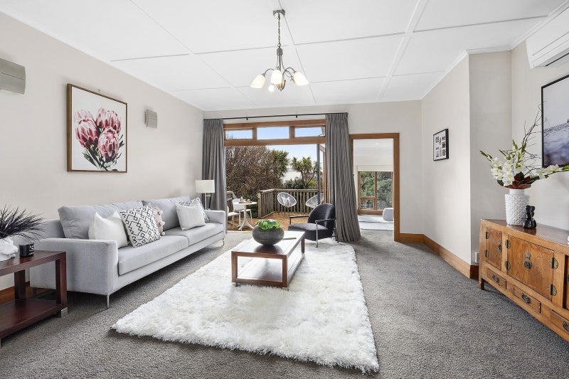 25 Pinnacle Street, Seatoun, Wellington - Carousel 1