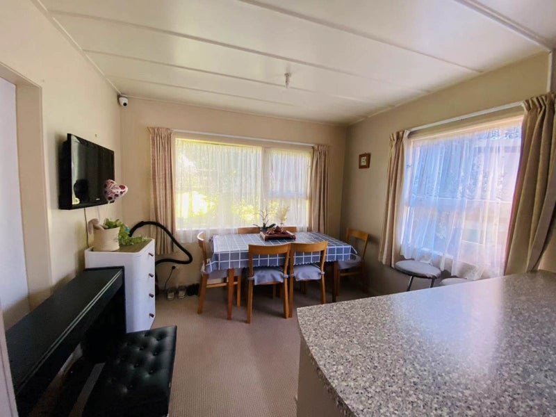52I Pilkington Road, Panmure, Auckland - Carousel 2