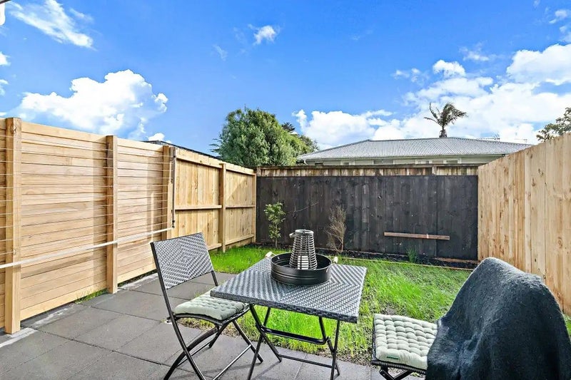 41 Red Arches Road, Henderson, Waitakere City, Auckland - Carousel 2