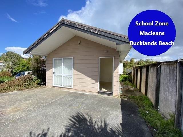 31 Wycherley Drive, Bucklands Beach, Auckland - Carousel 1