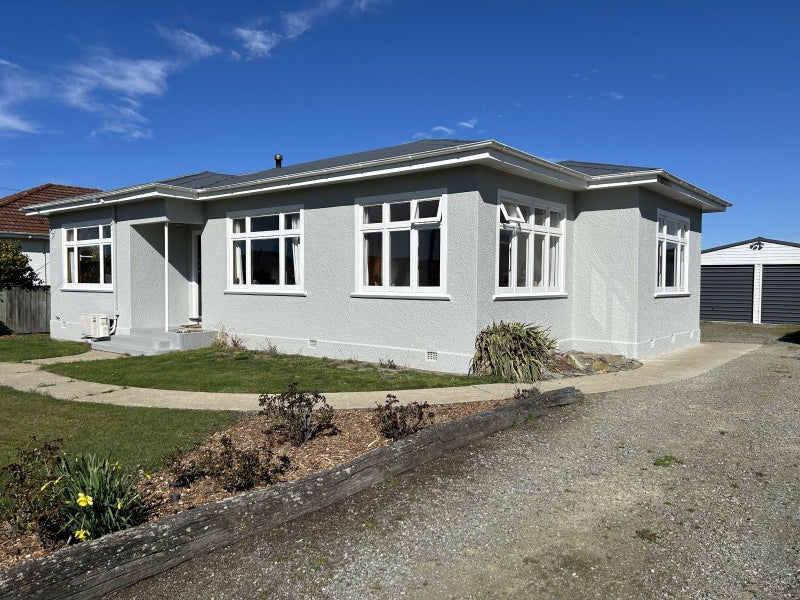11 Sandringham Street, Oamaru North, Oamaru - Carousel 1