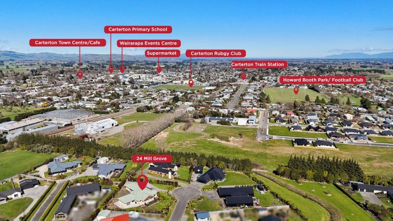24 Mill Grove, Clareville, Carterton - Carousel 19