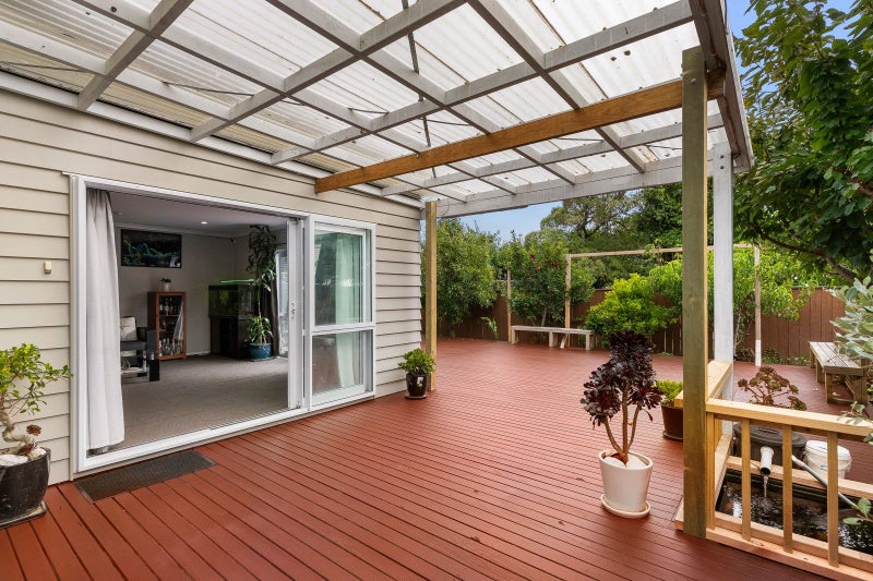 209A Waddington Drive, Naenae, Lower Hutt - Carousel 2