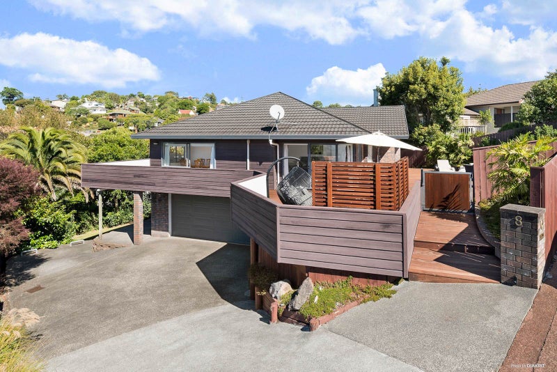 8 Crestview Place, Browns Bay, Auckland - Carousel 1