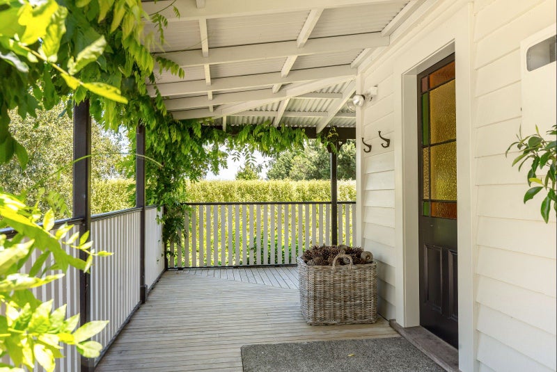 842 State Highway 2, Opaki, MASTERTON - Carousel 2