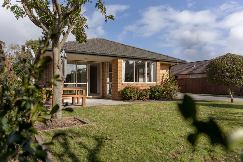25 Waterford Park Drive, Papamoa Beach, Papamoa - Carousel 1