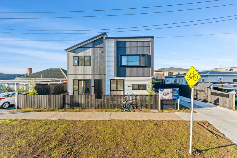 2/13 Rosebank Road, Papatoetoe, Auckland - Carousel 1