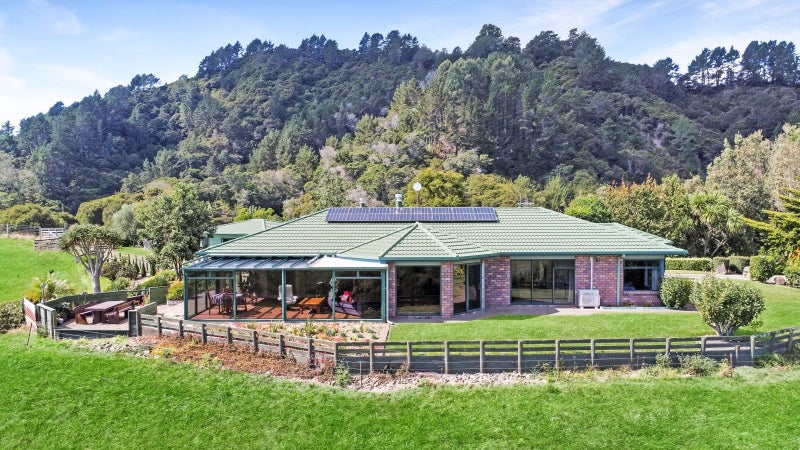 1465B State Highway 30, Awakeri, Whakatane - Carousel 2