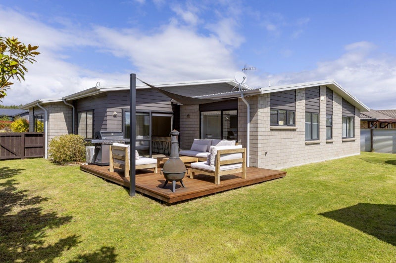 15 Windsor Street, Richmond Heights, Taupo - Carousel 2