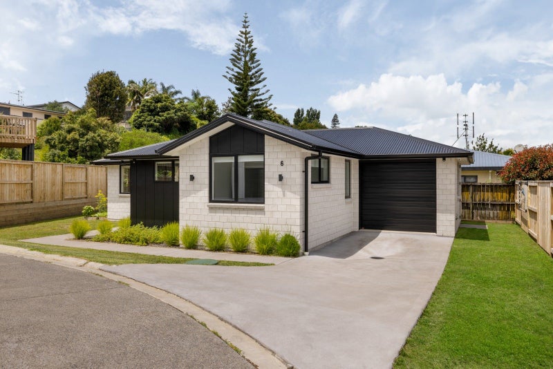 6 Mossie Way, Greerton, Tauranga - Carousel 1