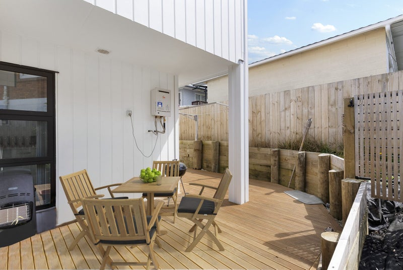 5B Pasteur Place, New Windsor, Auckland - Carousel 2