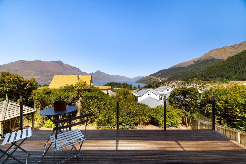 24A Dublin Street, Queenstown, Queenstown - Carousel 2