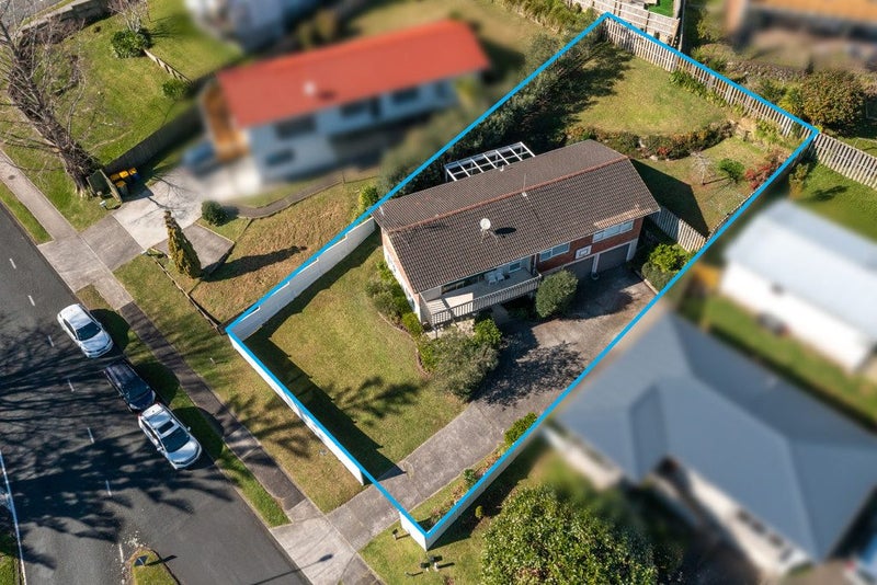 80 Glencoe Road, Browns Bay, Auckland - Carousel 2