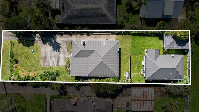 80 Seymour Road, Sunnyvale, Auckland - Carousel 1