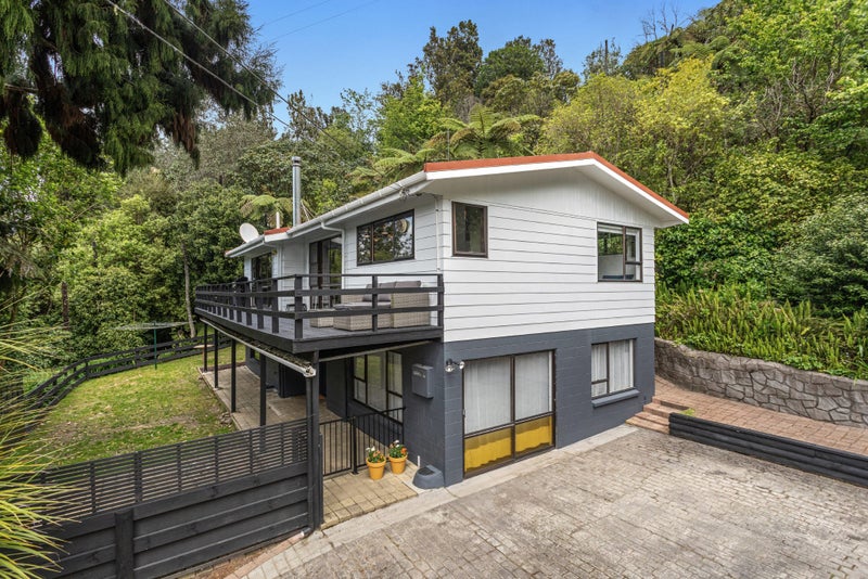 1 Bridger Glade, Whakatane - Carousel 2