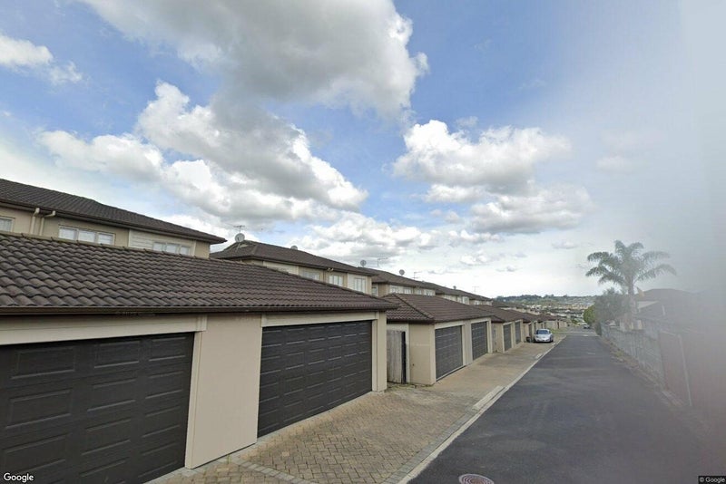 103 Baverstock Road, Flat Bush, Auckland - Carousel 2