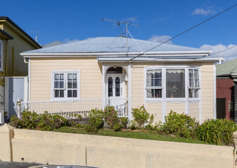 44 Rhodes Street, Newtown, Wellington - Carousel 1