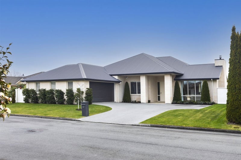 30 Applefield Court, Northwood, Christchurch - Carousel 1