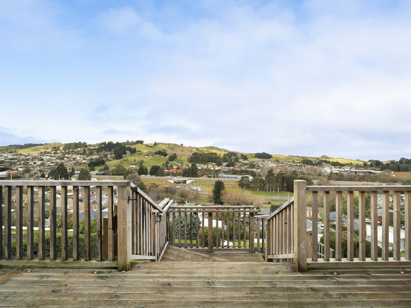 44 Waldron Crescent, Green Island, Dunedin - Carousel 2
