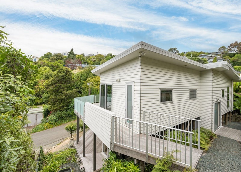 18 Poynters Crescent, Stepneyville, Nelson - Carousel 1