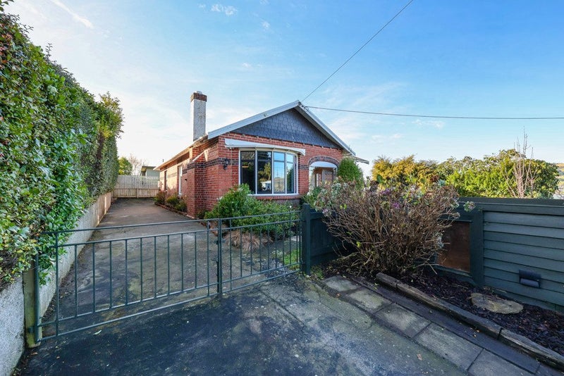 10 Huia Street, Saint Leonards, Dunedin - Carousel 2