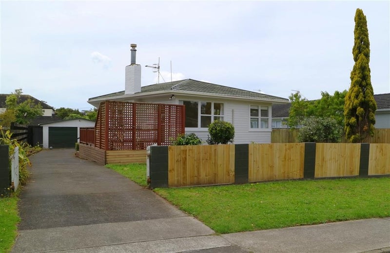 81 Celtic Crescent, Ellerslie, Auckland - Carousel 1