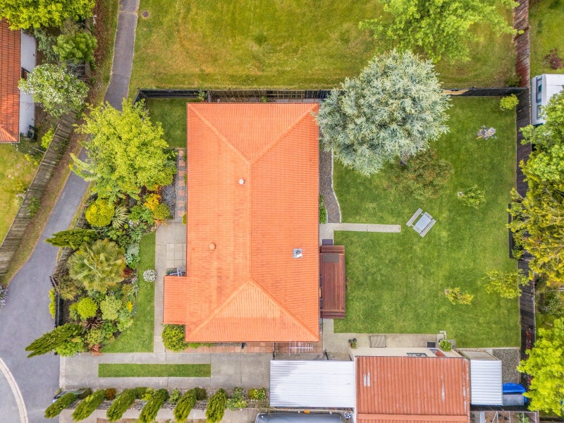 7 Coach Court, Cromwell - Carousel 26