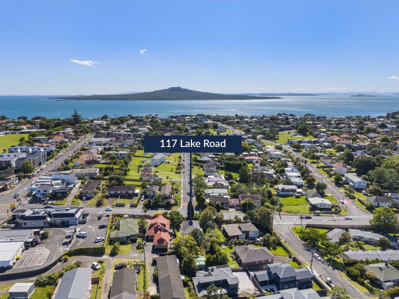117 Lake Road, Belmont, Auckland - Carousel 21