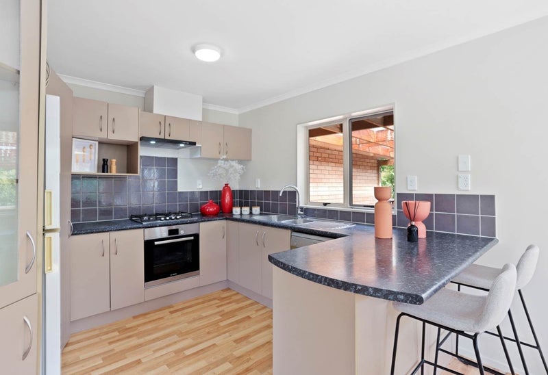 141B Edmonton Road, Te Atatu South, Waitakere City, Auckland - Carousel 2
