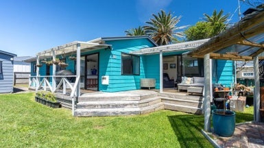124 Park Avenue, Waitārere Beach, Levin - Carousel 1