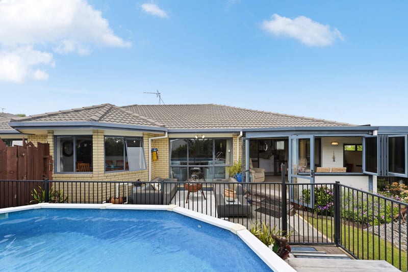 5 Caversham Drive, Rototuna, Hamilton - Carousel 2