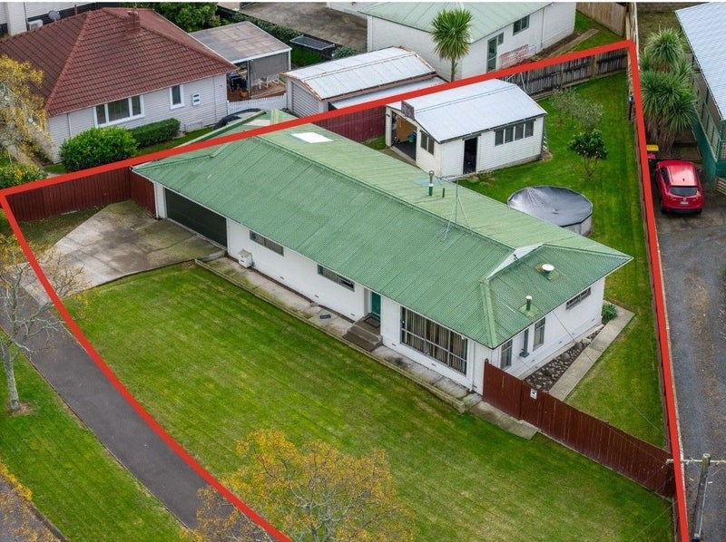 20A Livingstone Avenue, Nawton, Hamilton - Carousel 1