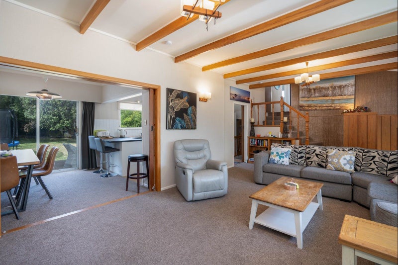 27 Oregon Drive, Rainbow Point, Taupō - Carousel 2