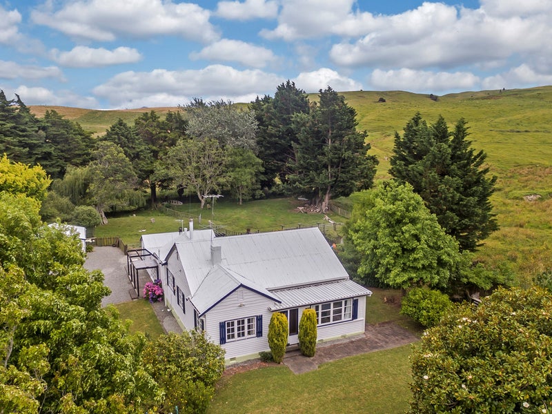 7 Northcroft Road, Rangitumau, Masterton - Carousel 1
