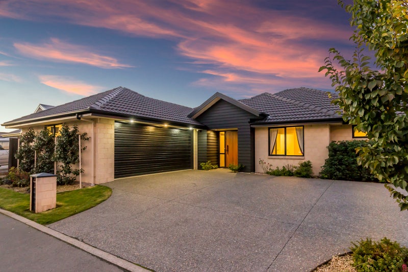 21 Bernice Crescent, Yaldhurst, Christchurch - Carousel 1